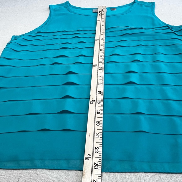 Avenue Turquoise Sleeveless Women's Top - Size 14/16 - Picture 9 of 14